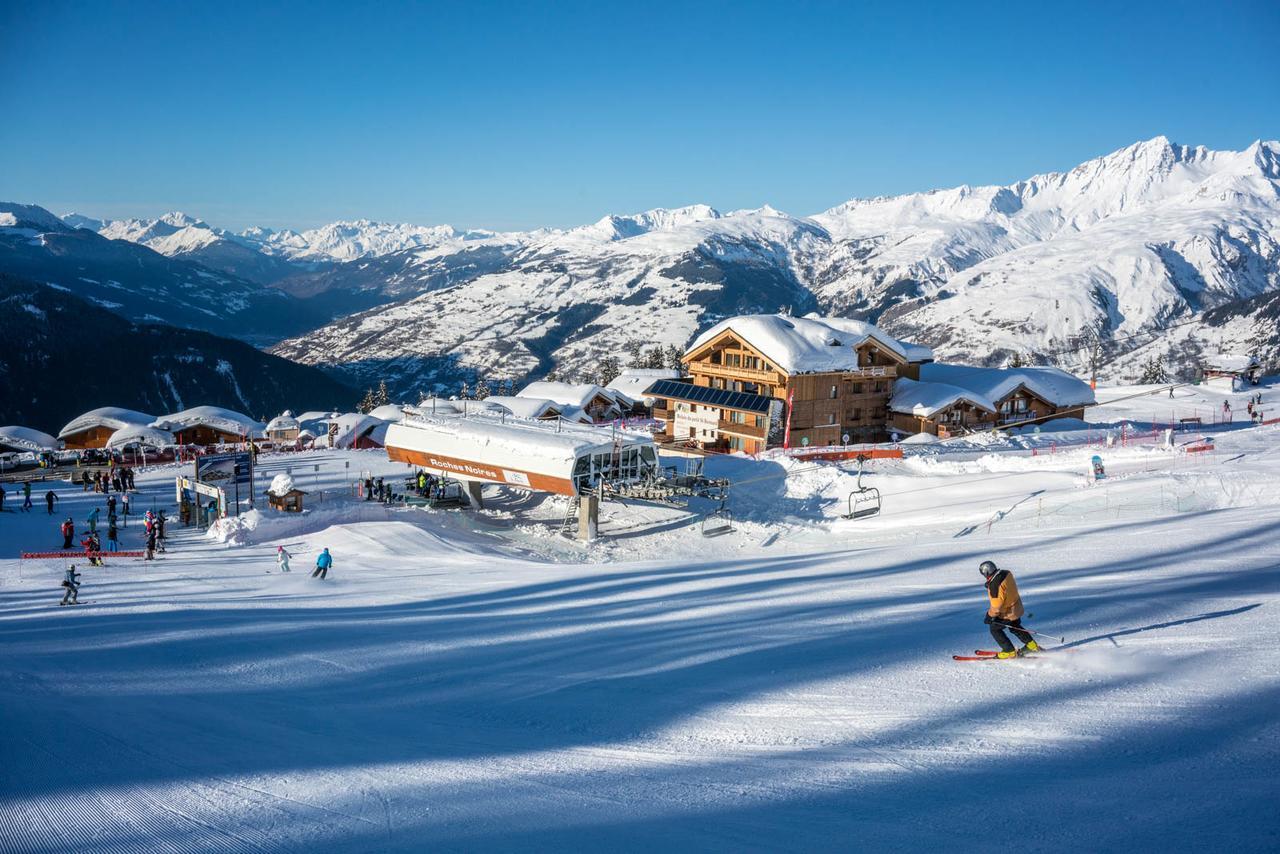 Отель Le Relais Du Petit Saint Bernard Ла-Розьер Экстерьер фото